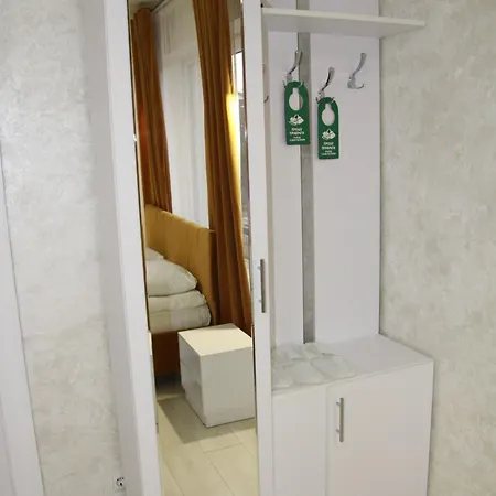 Nachiku * Μπούκοβελ