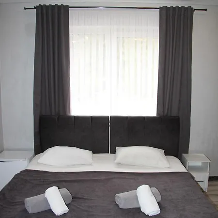 Nachiku Hotell *