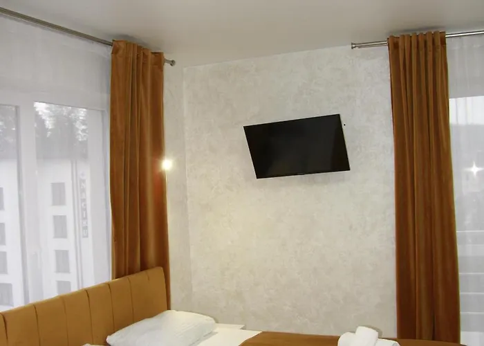 Nachiku Hotel *